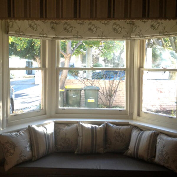 Bay seat cushion by Fabric Creations