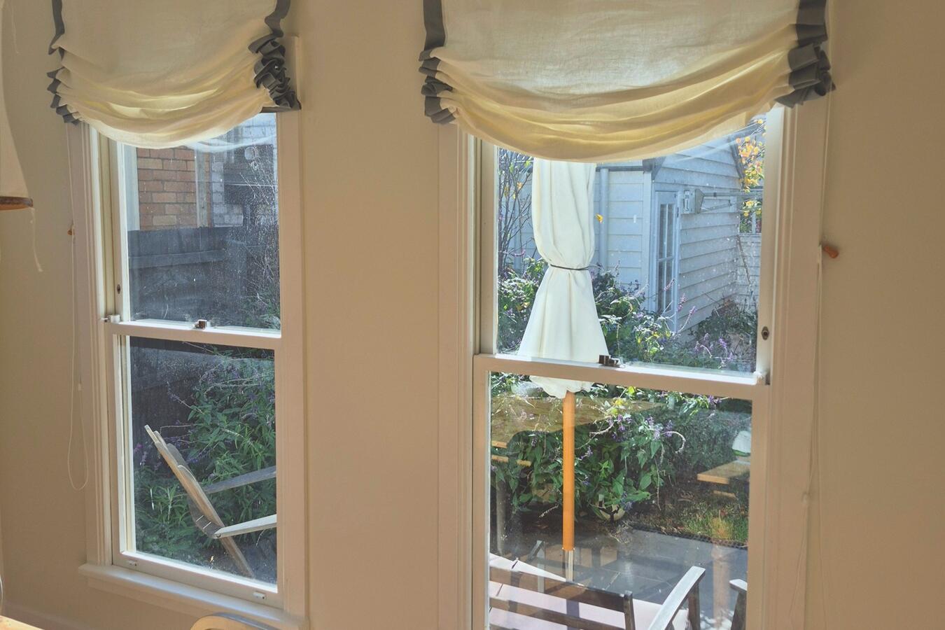 Soft Roman in 100% Linen for a Ripponlea Dining Room